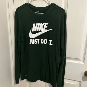 Nike Long Sleeve (M) - Like New